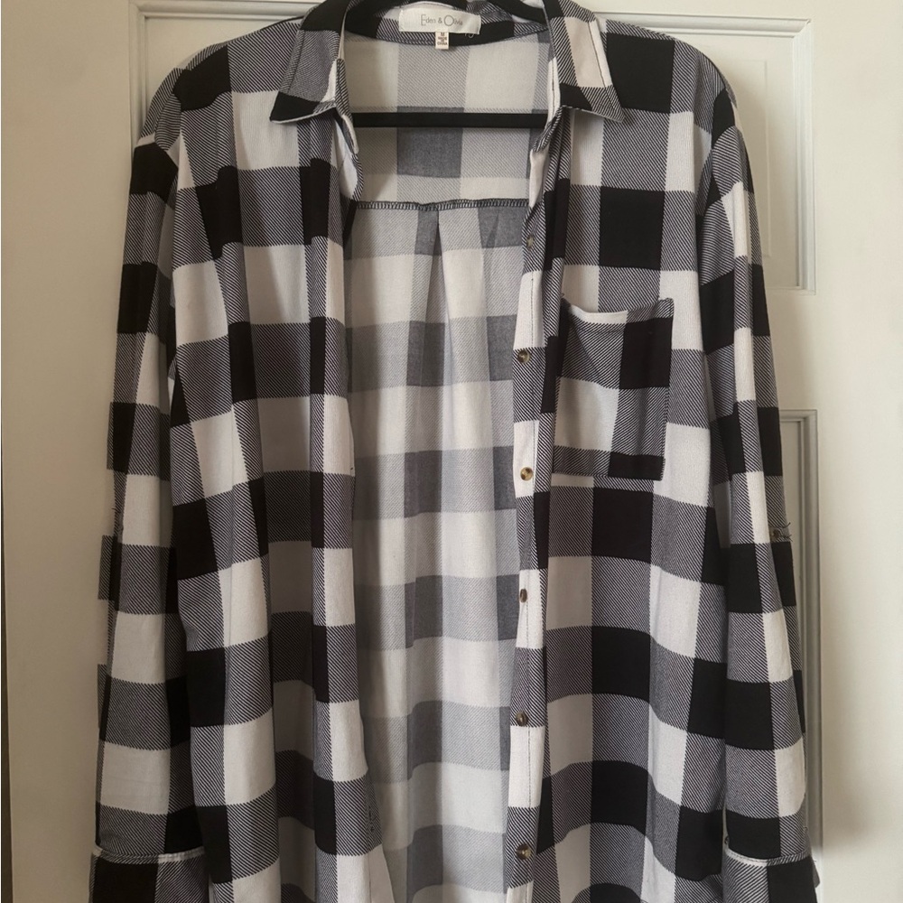 Black and White Checkered Men's Shirt